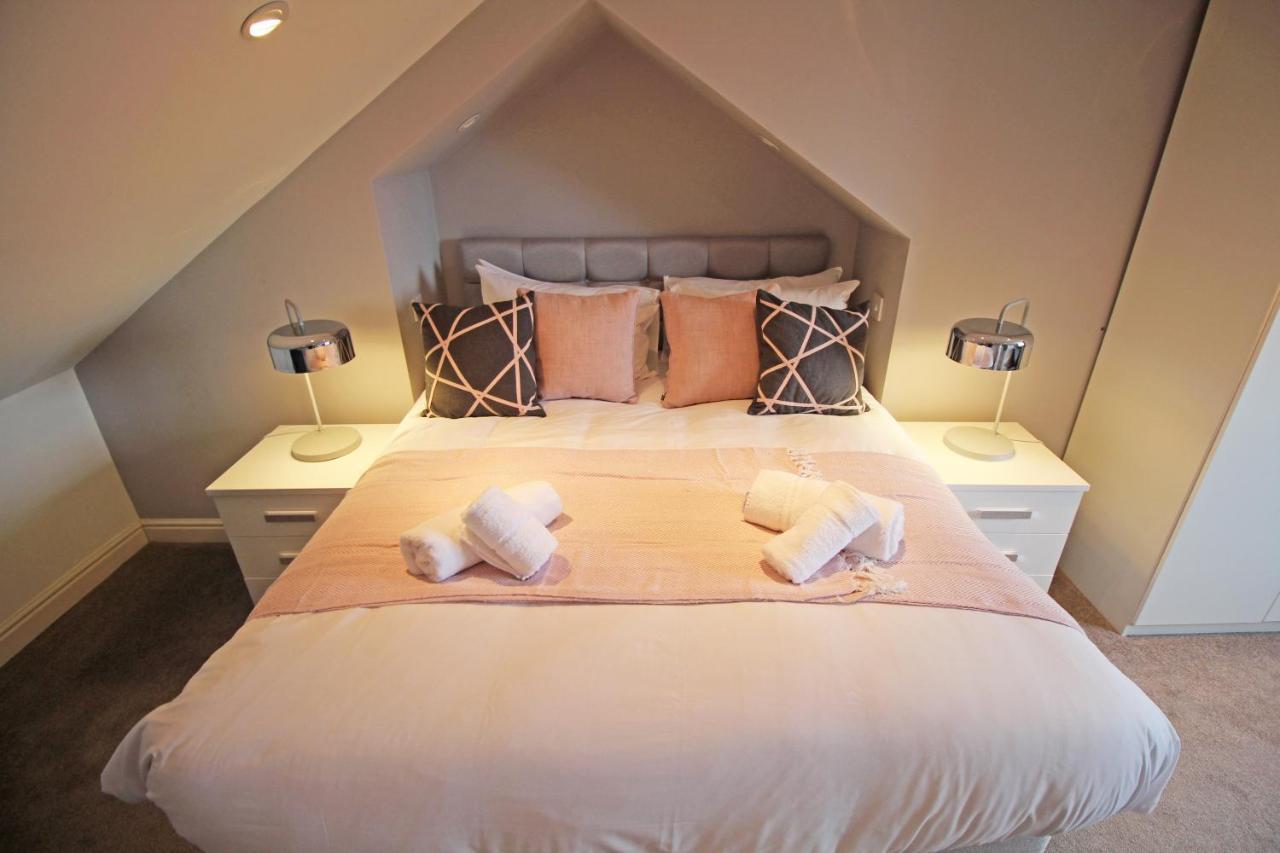 Queens Road - Luxury Spacious Home In Chester Christleton Экстерьер фото